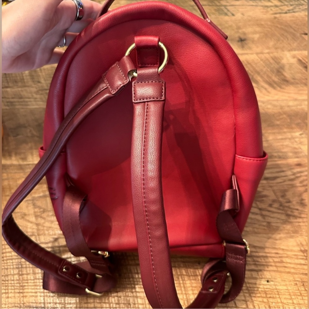 Loungefly Marvel Endgame Iron Gauntlet Backpack - Picture 5 of 7